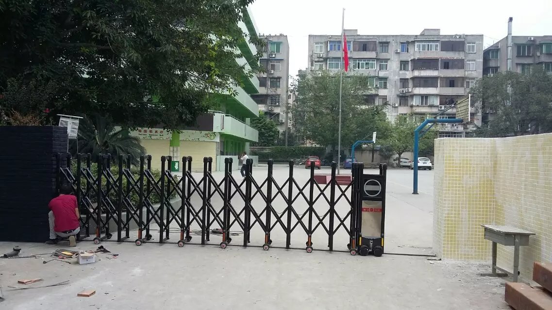 肇州县肇州县深圳市伸缩门